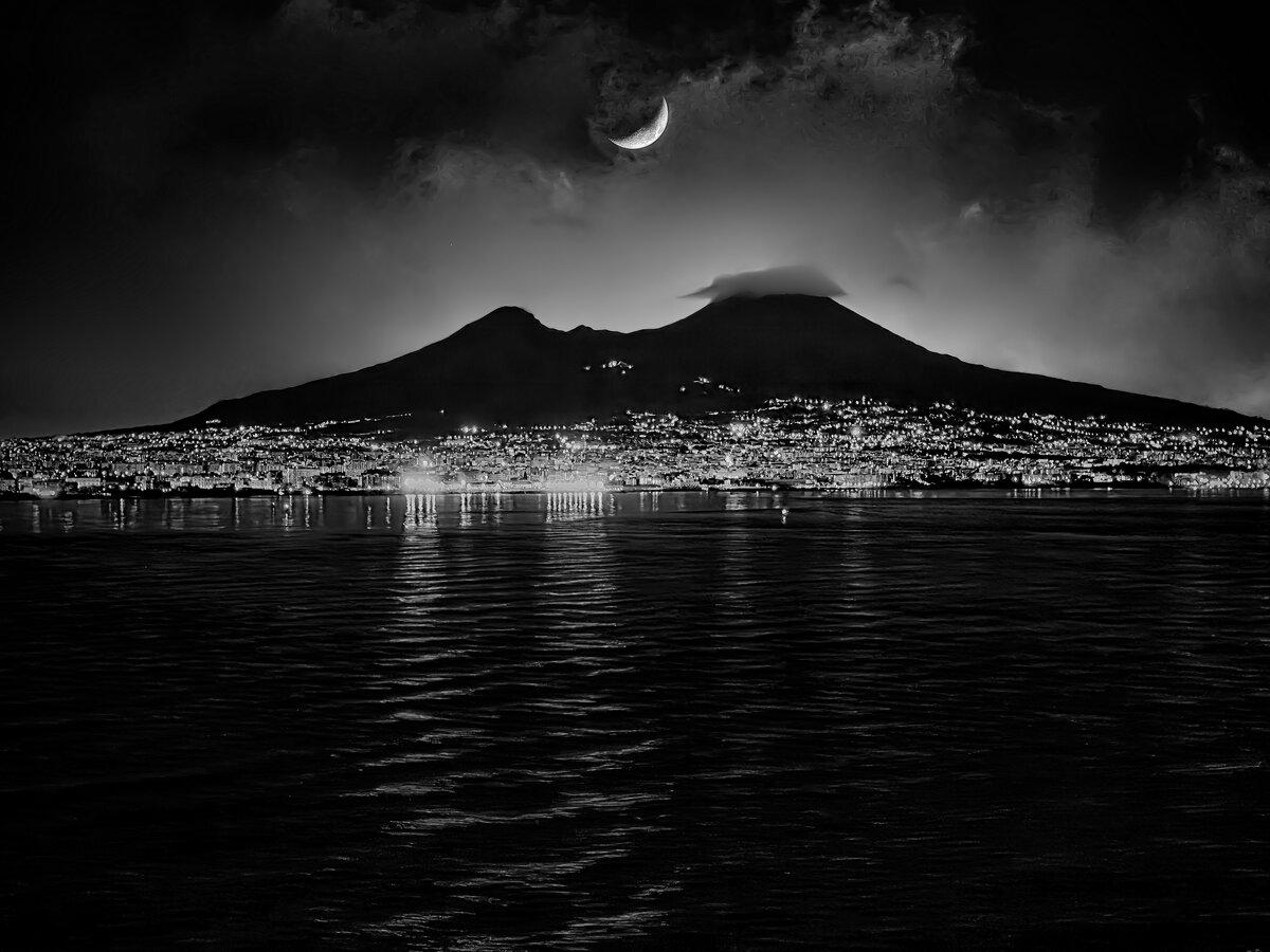 Nocturne over Vesuvius