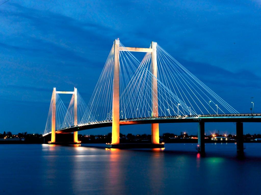 Cable bridge in the evening