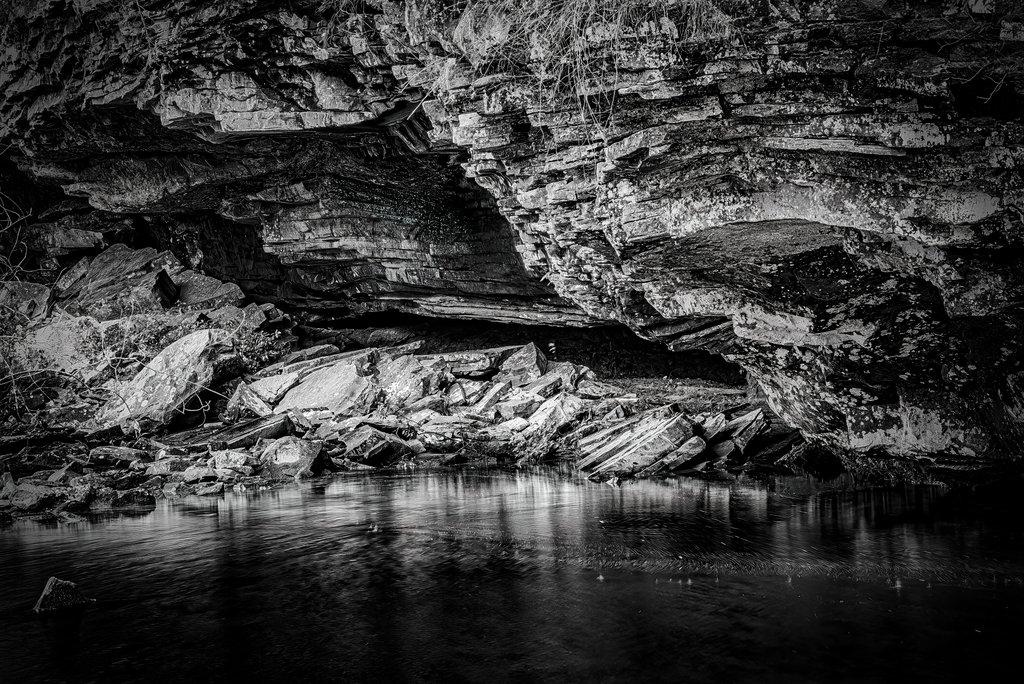 Cavernous Overhang on the Little River